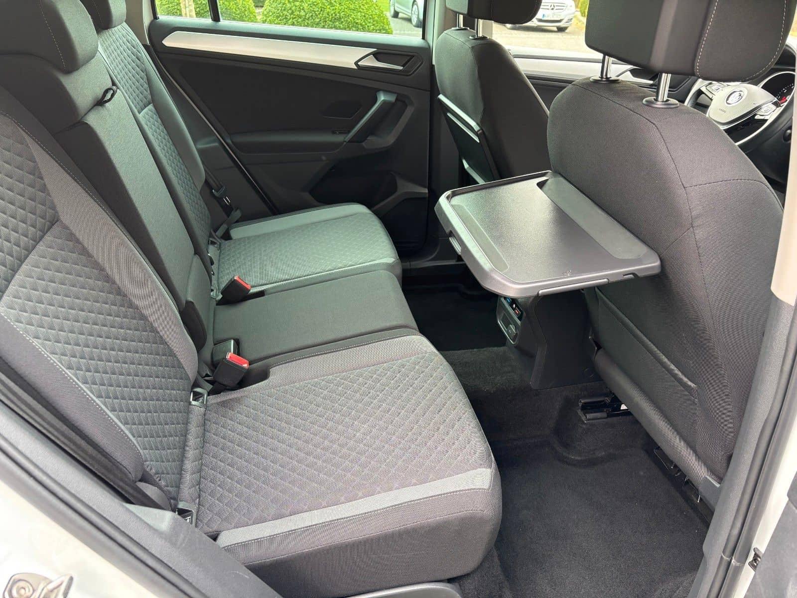 Volkswagen Tiguan 1.5 TSI R-Line Exterieur / Rückfahrkamera foto 13