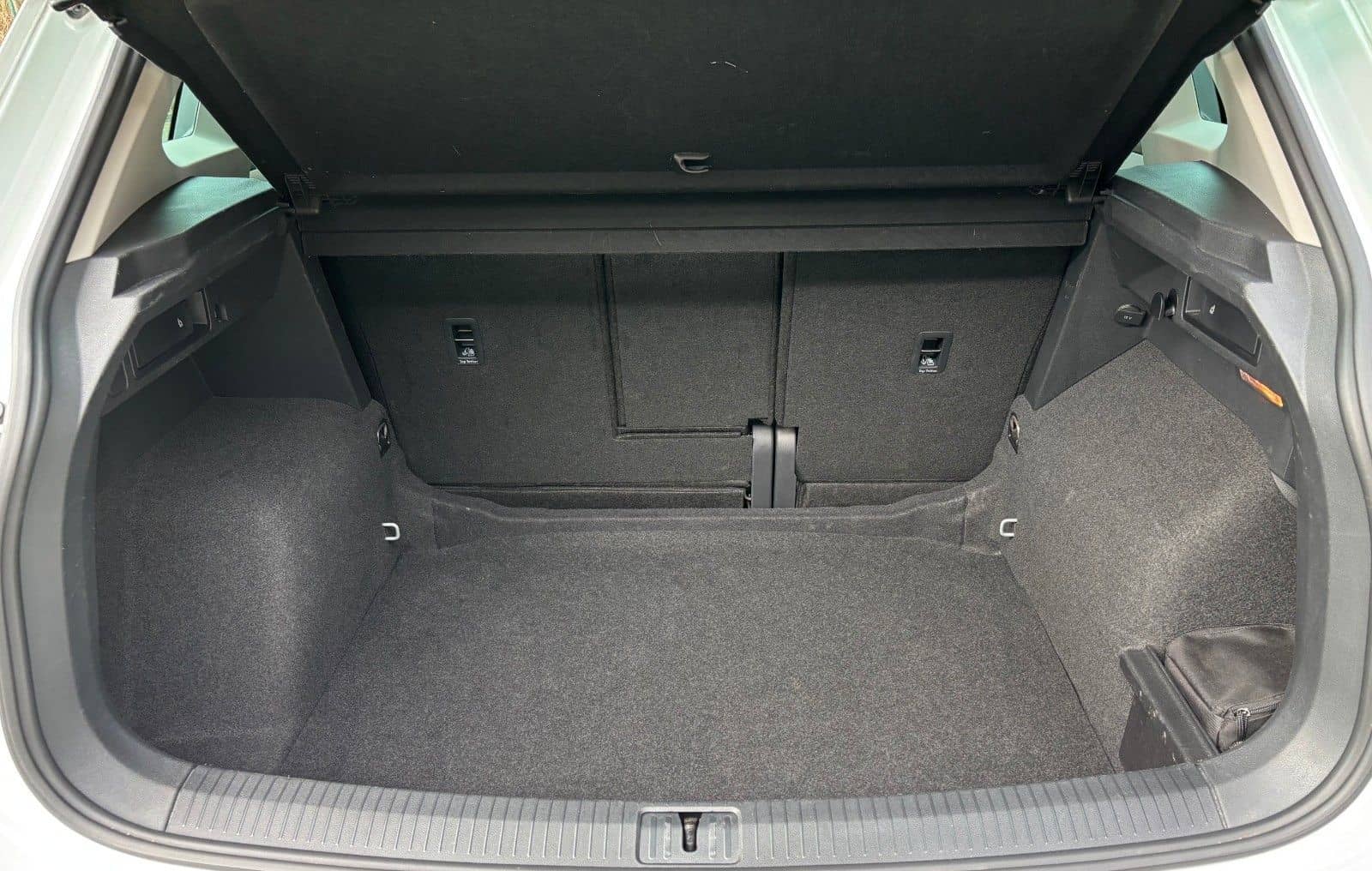 Volkswagen Tiguan 1.5 TSI R-Line Exterieur / Rückfahrkamera foto 15