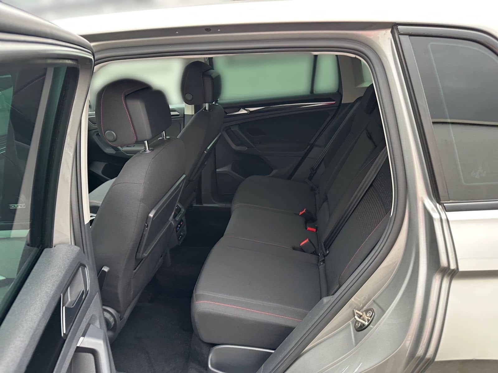 Volkswagen Tiguan 1.4 TSI DSG Comfortline 360° NAVI SHZ AHK foto 11