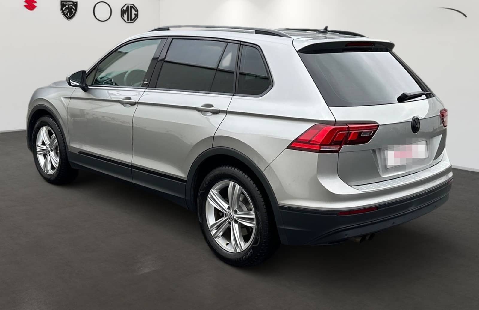 Volkswagen Tiguan 1.4 TSI DSG Comfortline 360° NAVI SHZ AHK foto 4