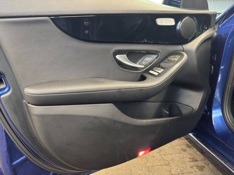 Mercedes-Benz C 200 d NAVI PANO KAMERA TEMPOMAT PDC SHZ foto 19