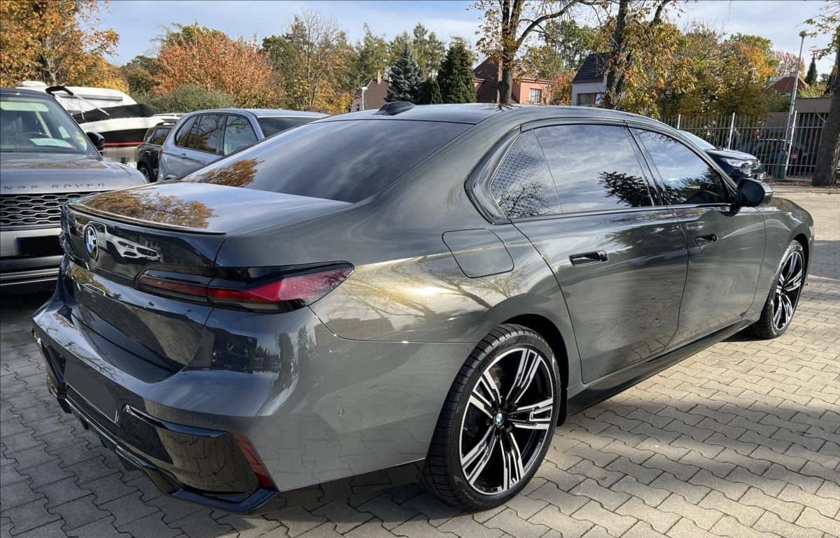 BMW 750 e xDrive M Sport foto 3