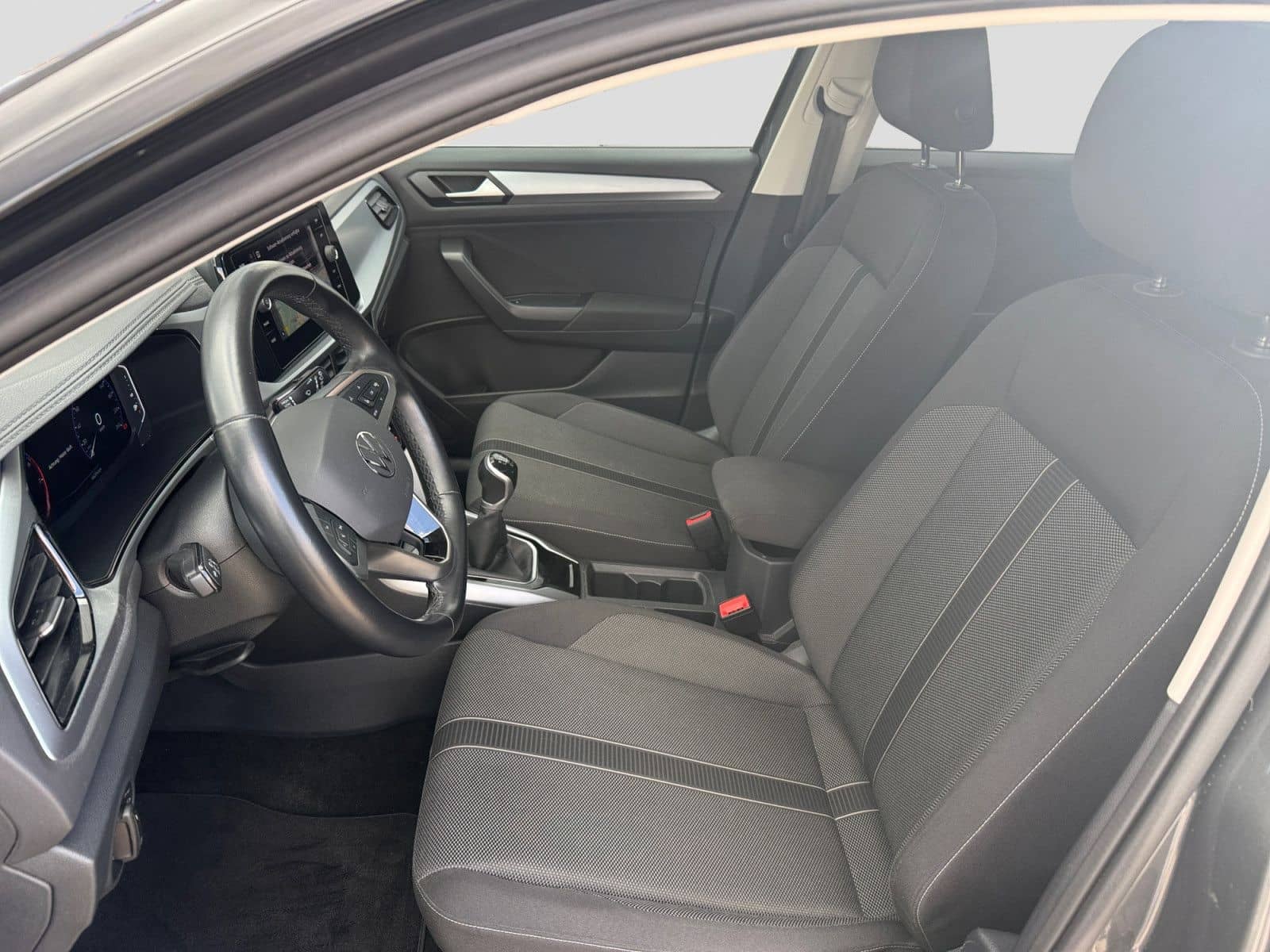 Volkswagen T-Roc 1.0TSI Life LED Navi Parklenk PDC Sitzheiz foto 10