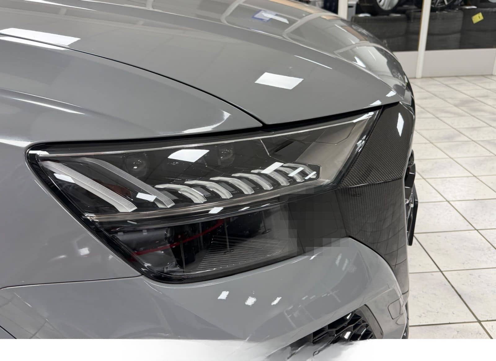 Audi RS Q8 4.0*PANO*KERAMIK*CARBON*MAS*STH*SITZBEL*HU foto 12