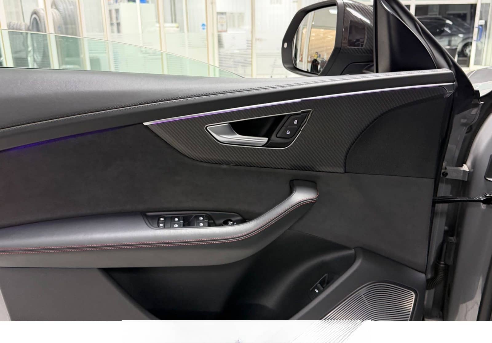 Audi RS Q8 4.0*PANO*KERAMIK*CARBON*MAS*STH*SITZBEL*HU foto 20