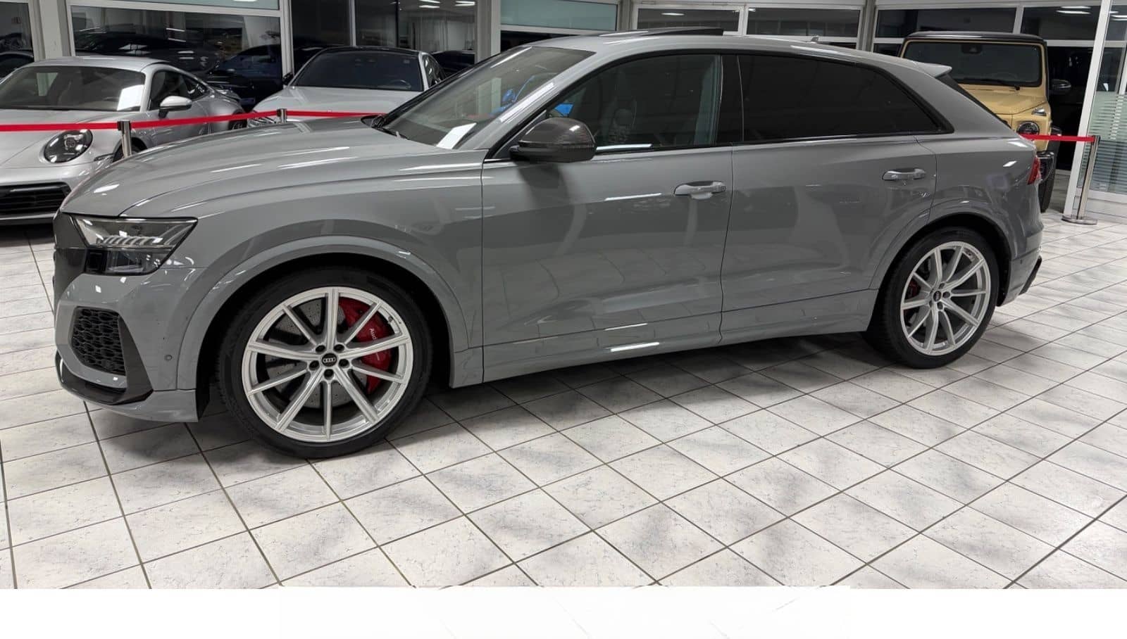 Audi RS Q8 4.0*PANO*KERAMIK*CARBON*MAS*STH*SITZBEL*HU foto 9