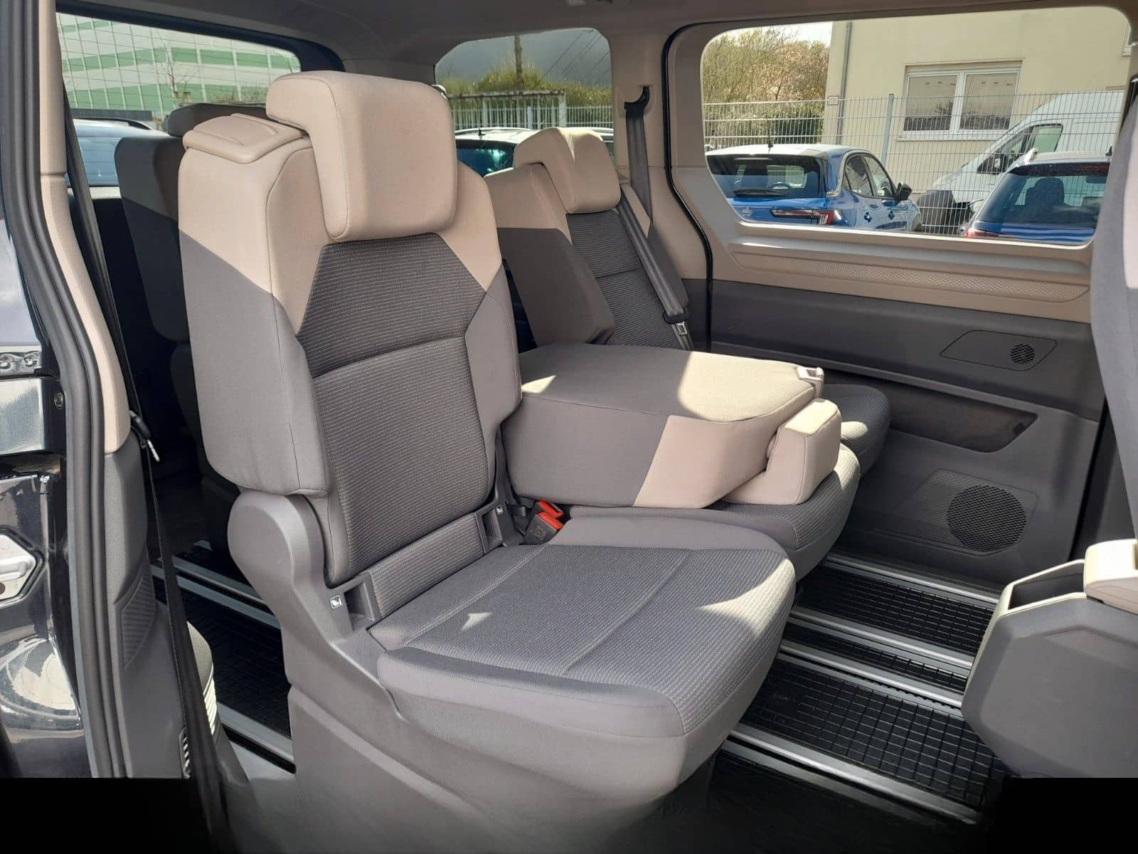 Volkswagen T7 Multivan *KAMERA*LED* foto 9