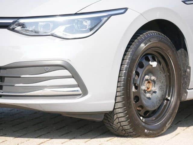 Volkswagen Golf VIII Variant 1.5 eTSI DSG Style Navi AHK LE foto 12