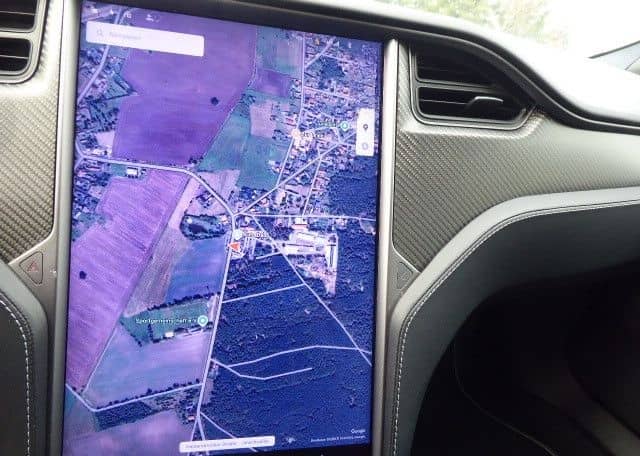 Tesla Model S foto 12