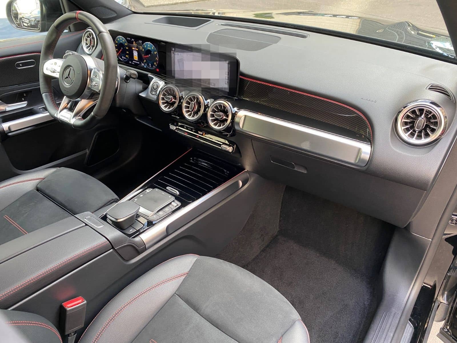 Mercedes-Benz GLB 35 AMG  4MATIC DCT foto 7