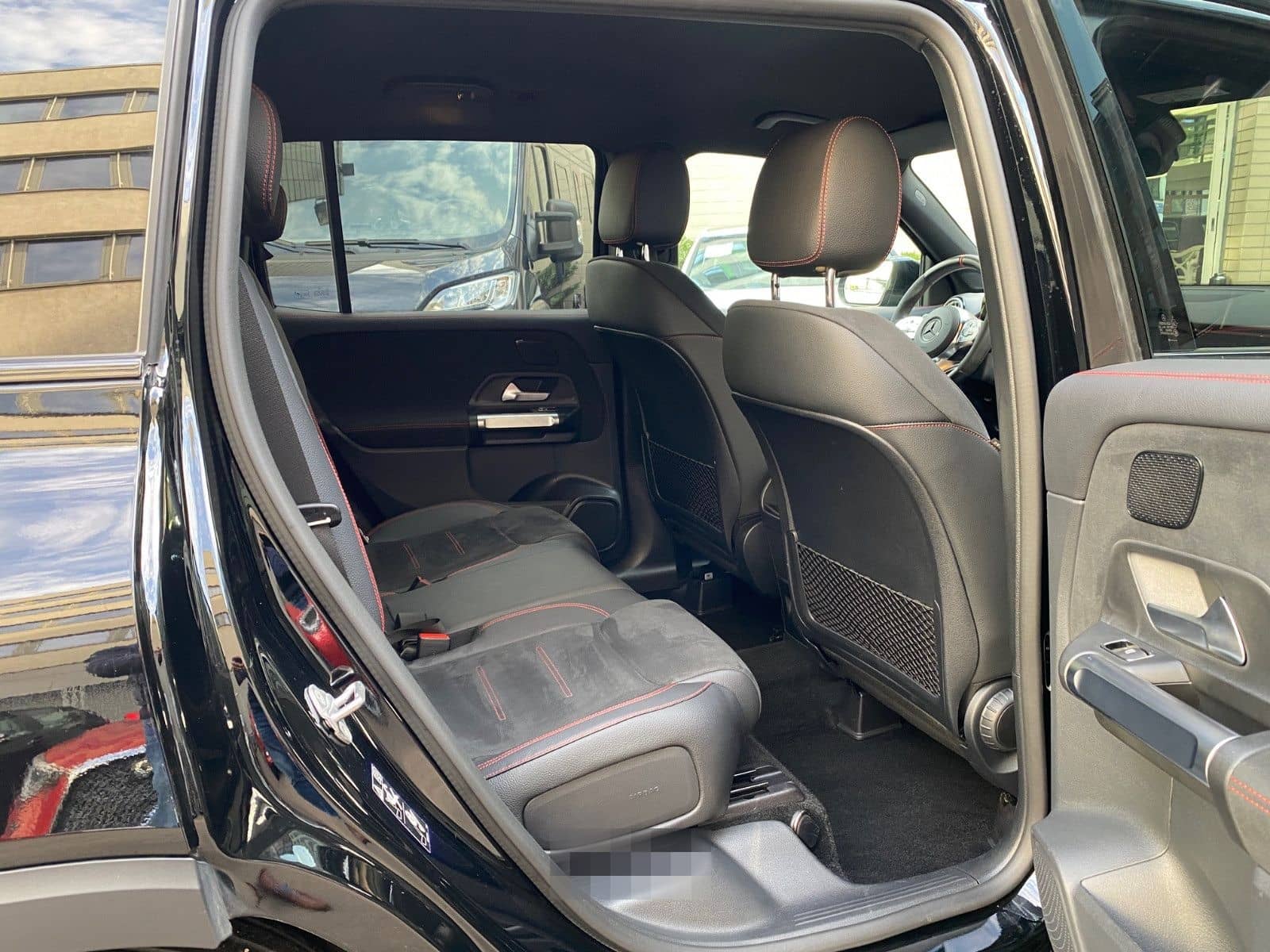 Mercedes-Benz GLB 35 AMG  4MATIC DCT foto 9