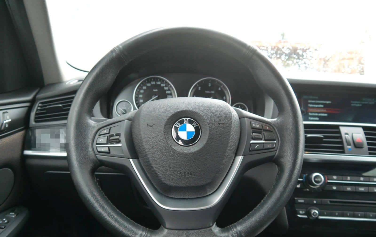 BMW X3 xDrive 20d xLine NAVI/BIXENON/PANO/AHK/RFK foto 16