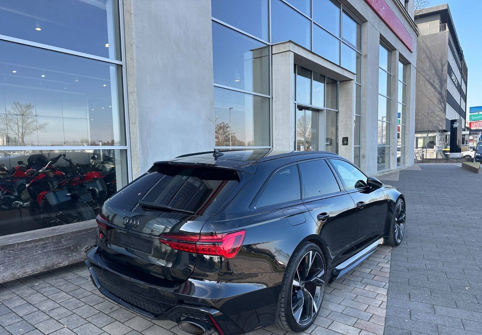 Audi RS6 Avant AHK/Dynamik/HeadUp/B&O/Sitzlüft./SAGA foto 10