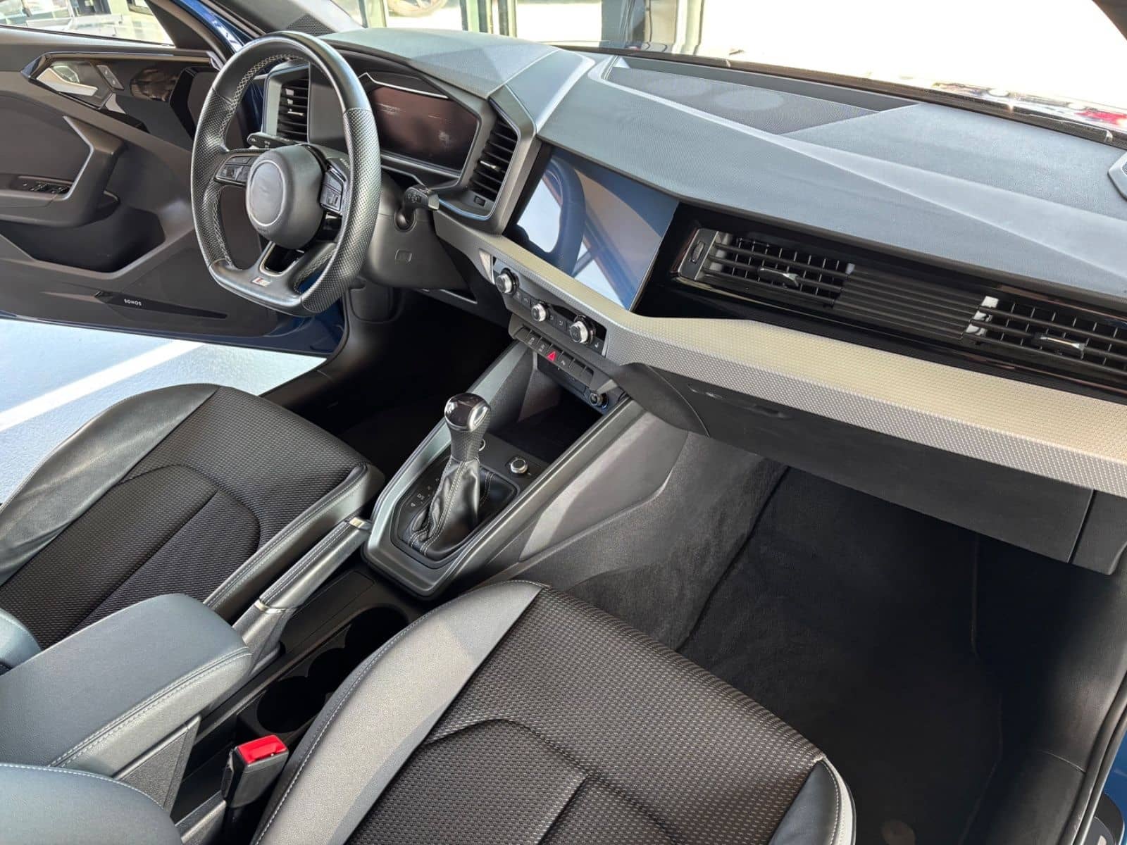 Audi A1 Sportback 35 TFSI S line - Winterräder-Sonos foto 9