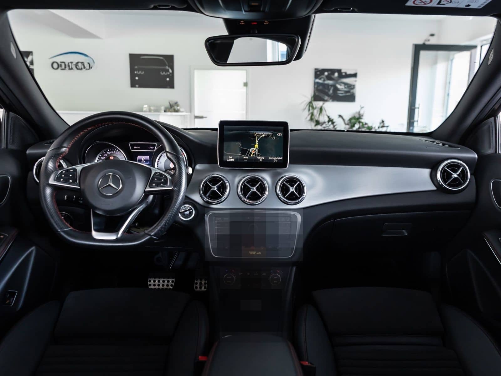 Mercedes-Benz GLA 250 AMG/Pano/Scheckheft/Navi/18 foto 7