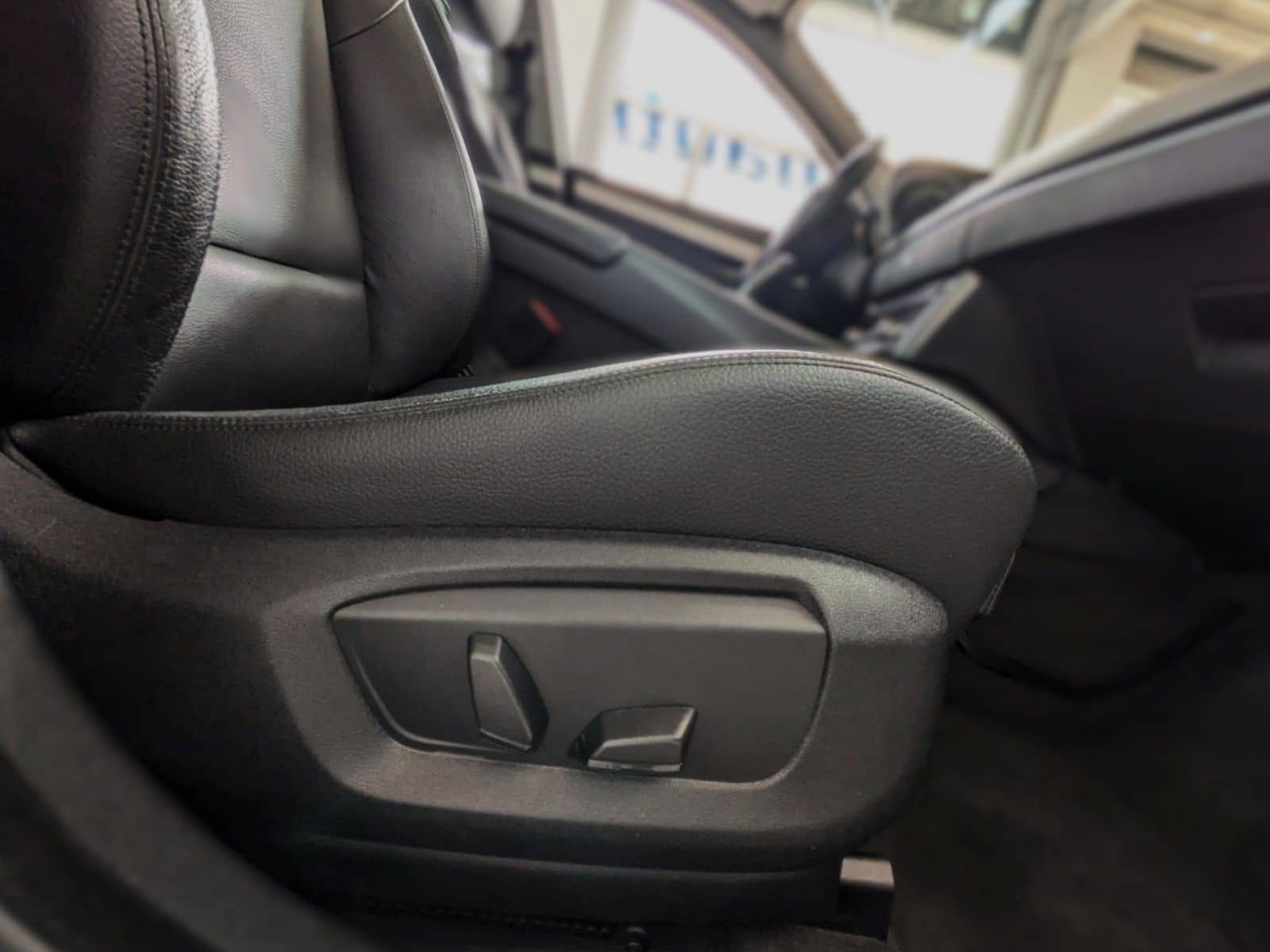 BMW 530d GT xDRIVE LEDER PANO NAVI HiFi HUD STANDH. foto 25