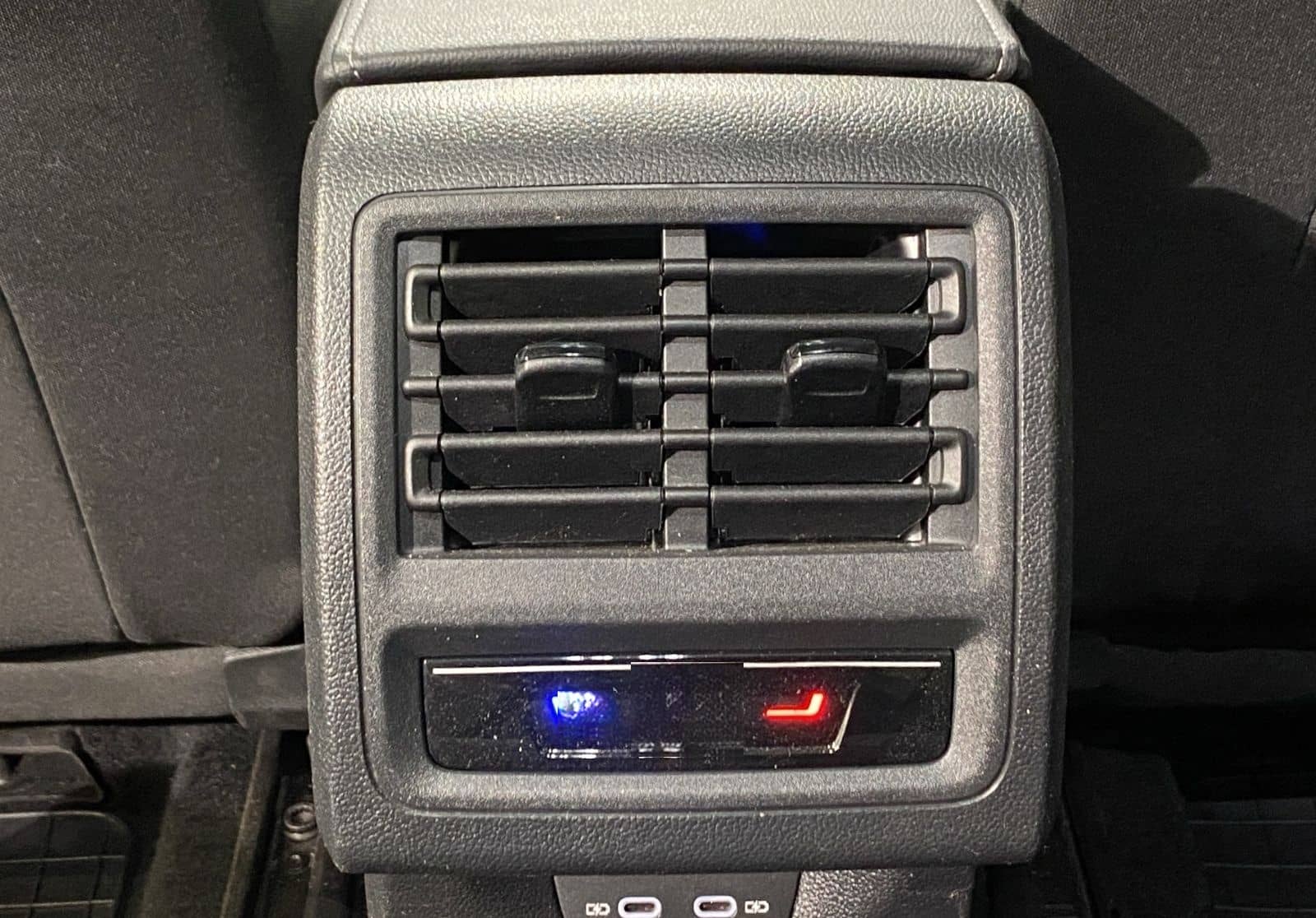 Volkswagen Golf VIII 1.5 TSI Life / Navi LED ACC foto 11