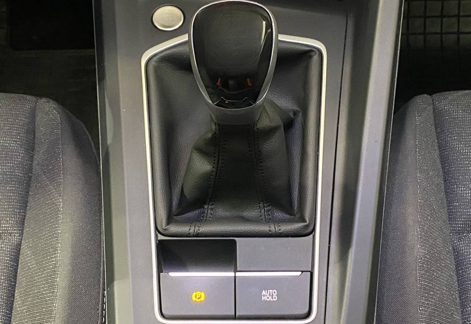 Volkswagen Golf VIII 1.5 TSI Life / Navi LED ACC foto 8