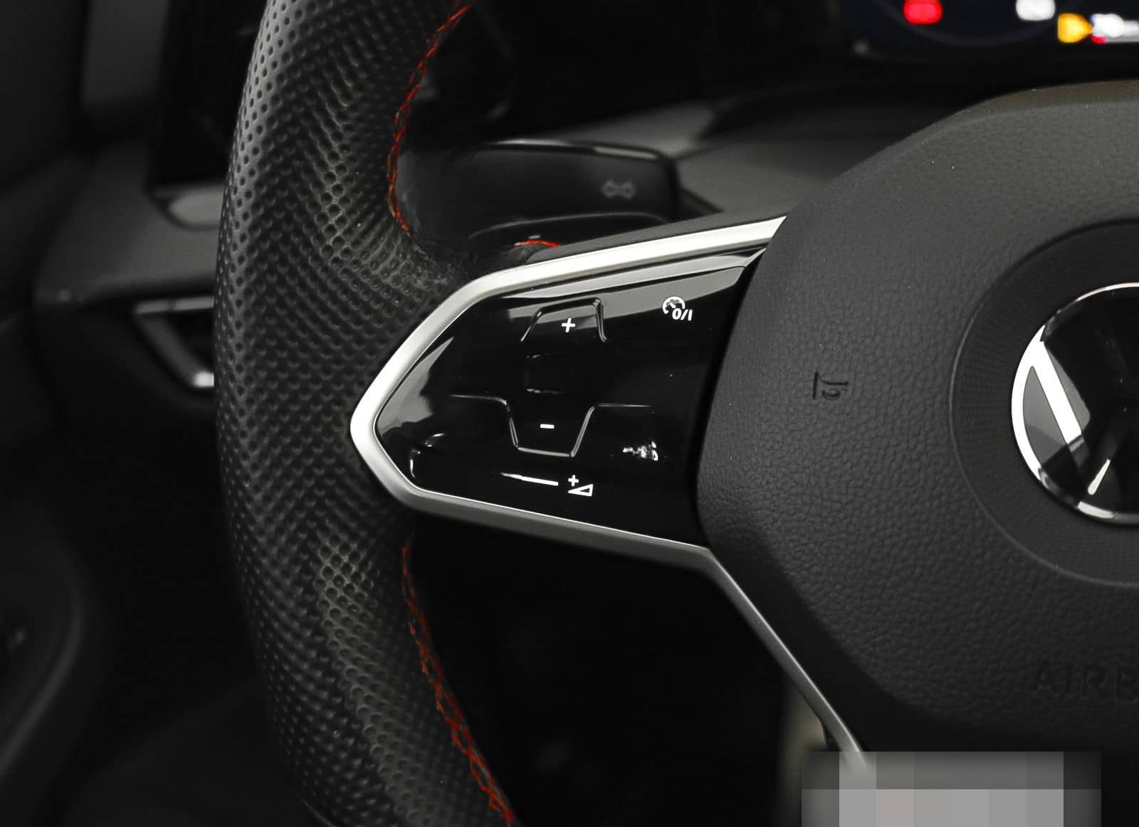 Volkswagen Golf VIII GTI Clubsport 2.0 TSI BlackStyle Leder foto 23