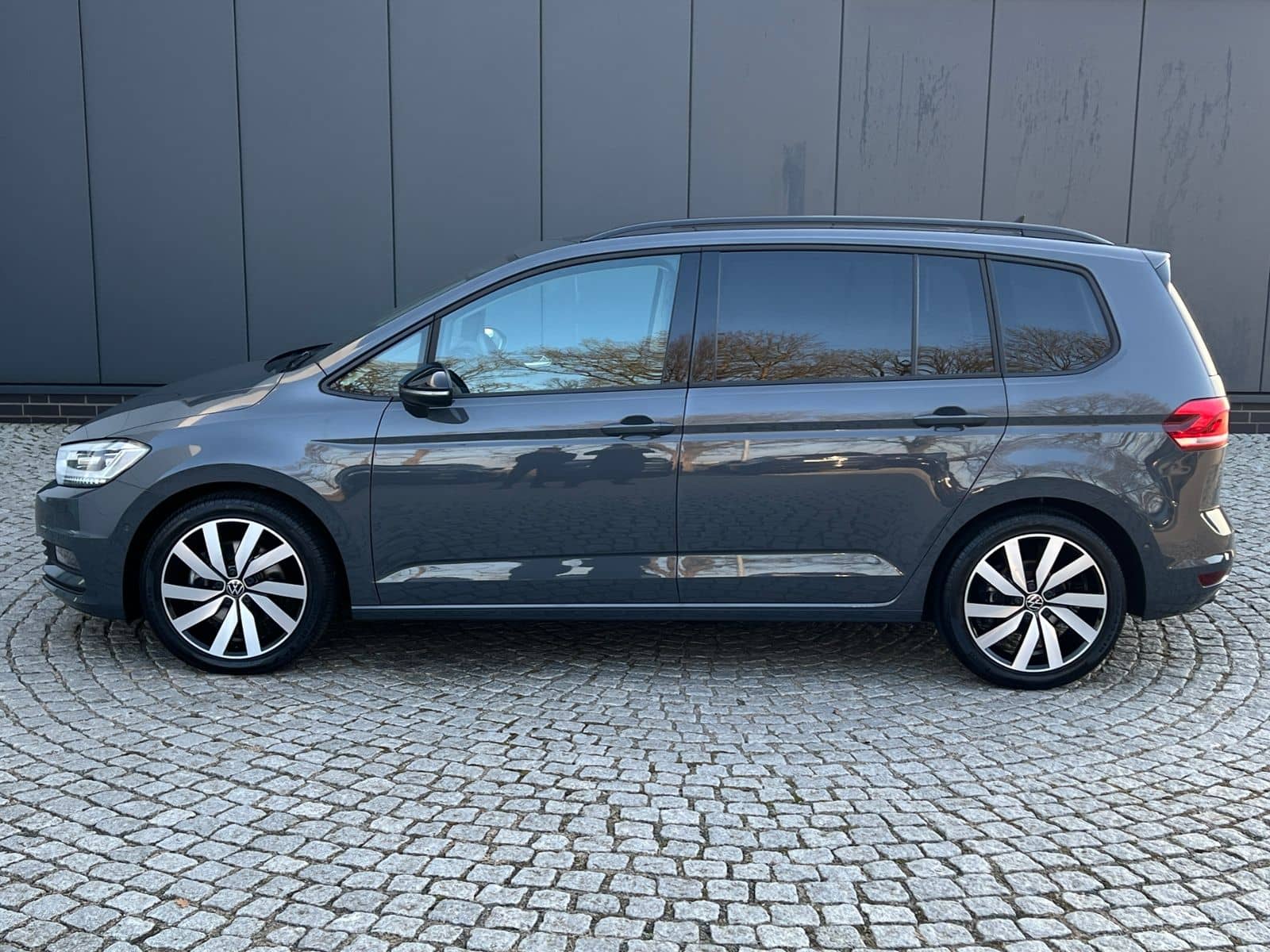 Volkswagen Touran Highline 2.0 TDI DSG *AHK, 7 Sitze, LED, foto 3