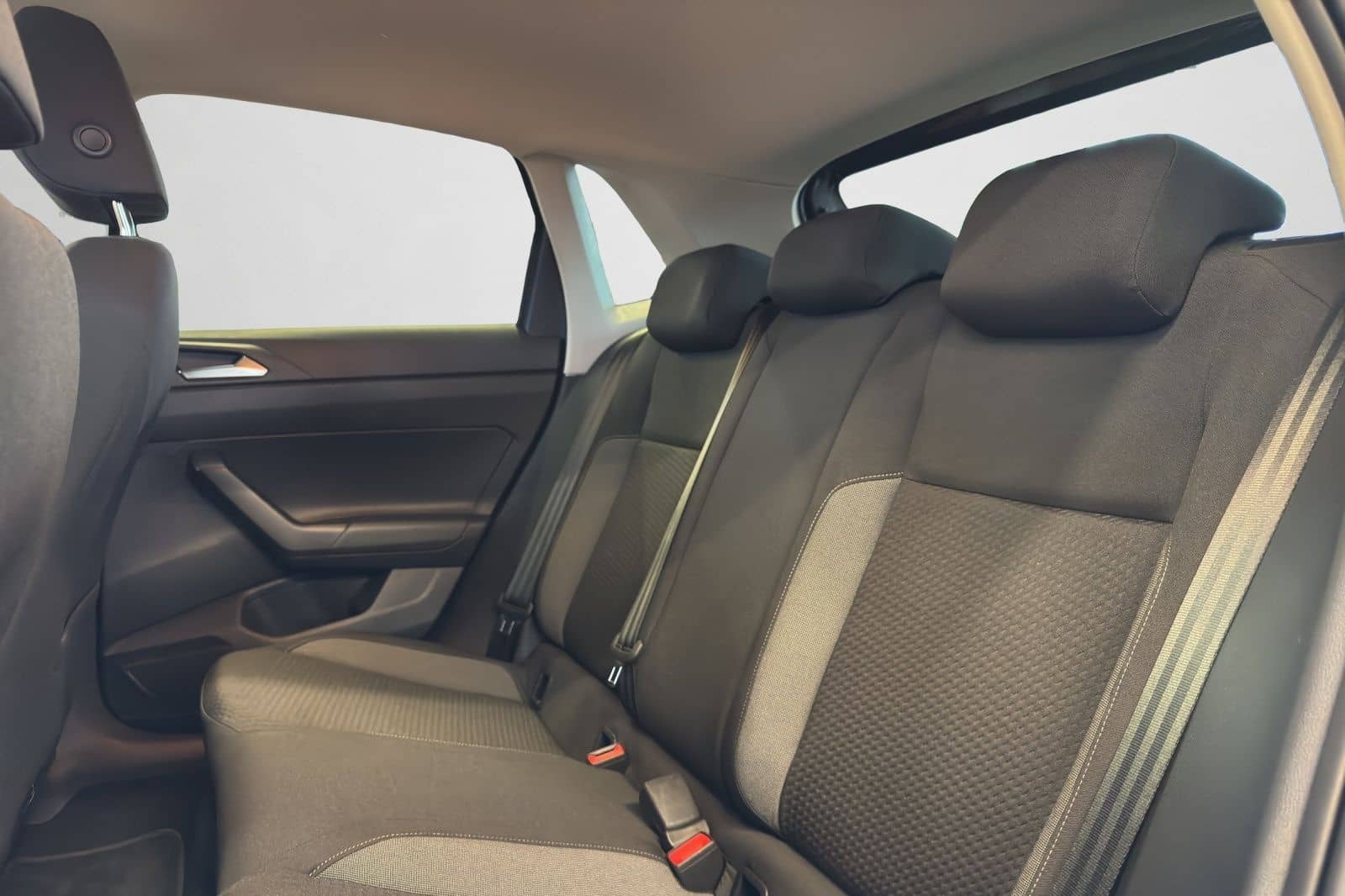 Volkswagen Polo 1.0 TSI DSG Active *Navi*Pano*IQ.Drive*Kame foto 14