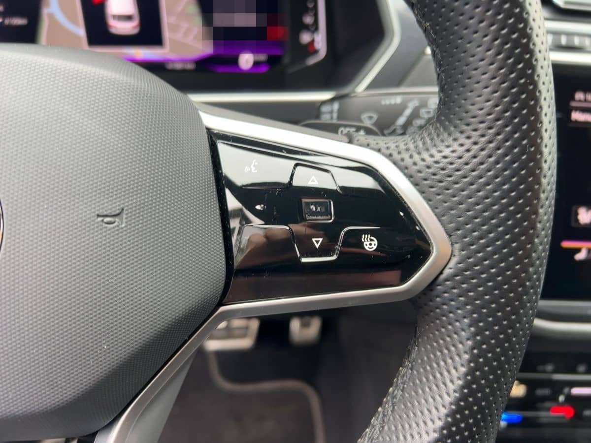 Volkswagen Tiguan Allspace 2.0 TDI R-Line 4Motion DSG DCC foto 20