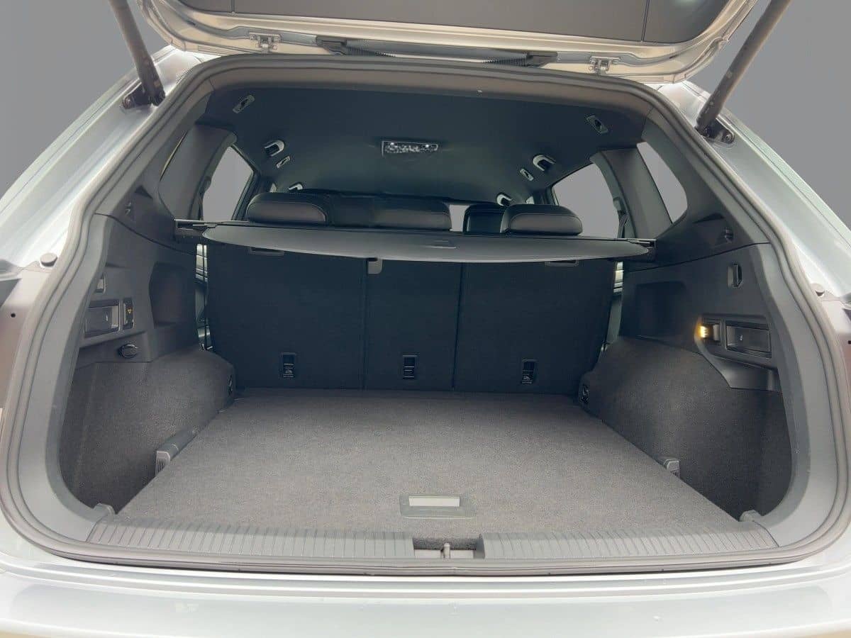 Volkswagen Tiguan Allspace 2.0 TDI R-Line 4Motion DSG DCC foto 8