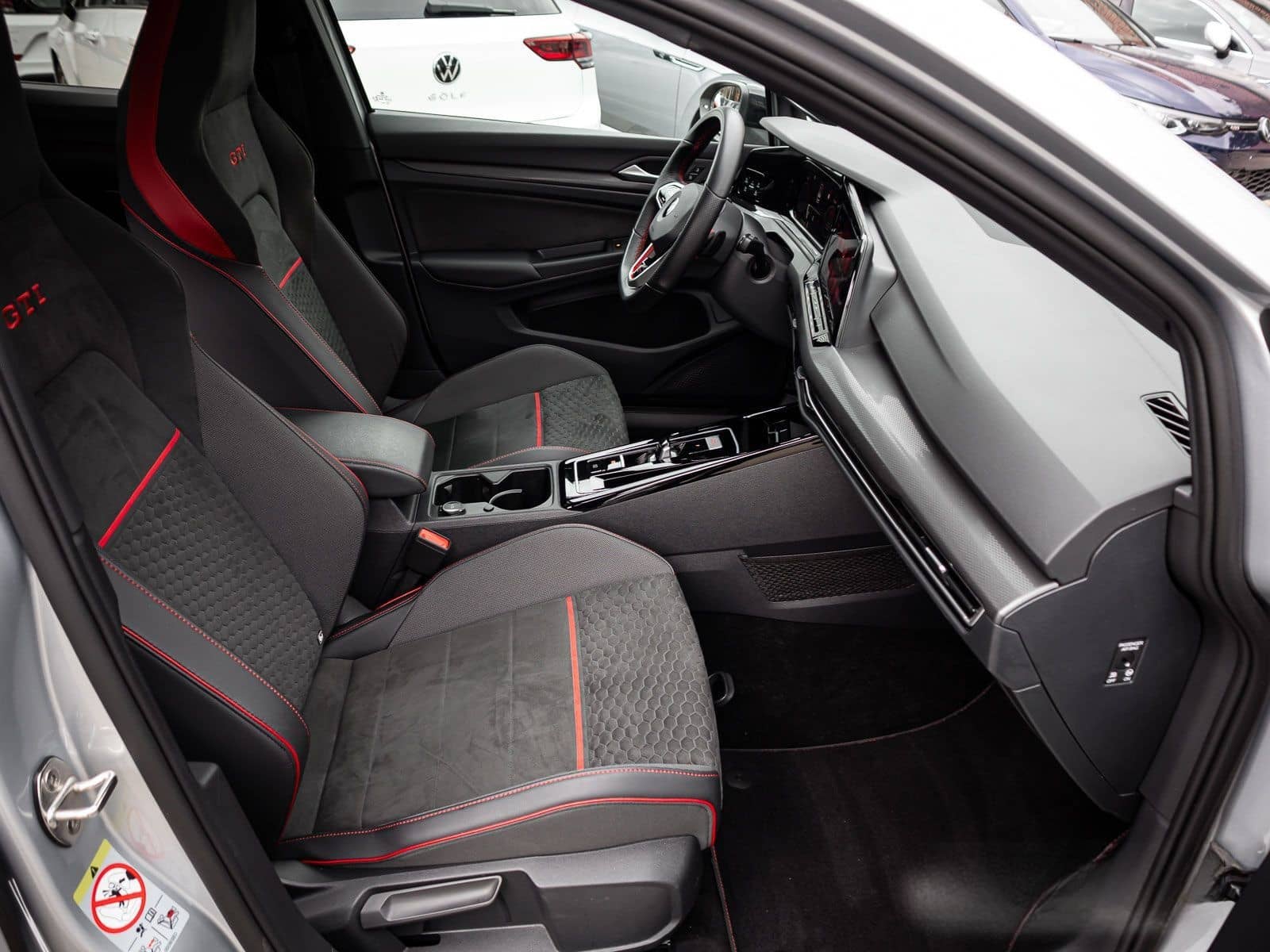 Volkswagen Golf VIII GTI Clubsport 2.0 TSI IQ.Light Navi Pa foto 12