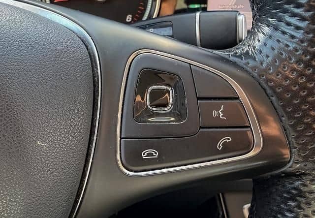 Mercedes-Benz E 200 d Avantgarde.Navi.RFK.SHZ foto 12