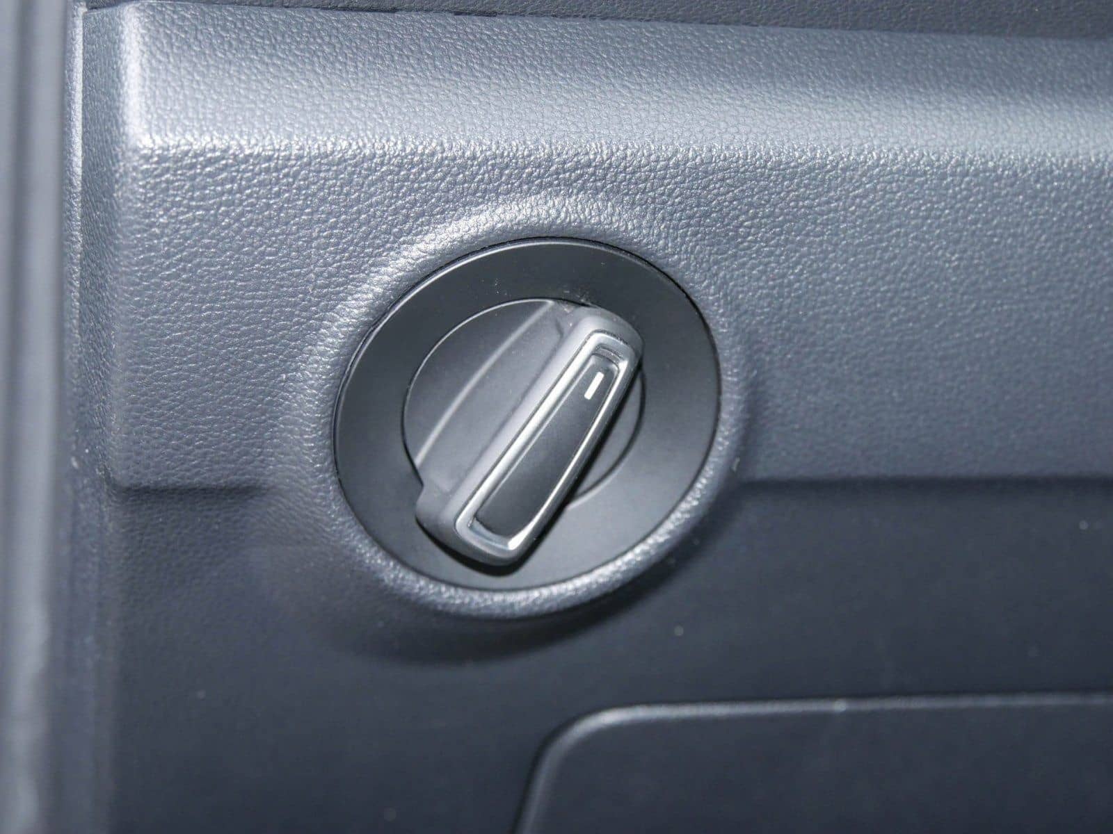 Volkswagen T-Roc 2.0 TSI Sport 4Motion DSG LED ACC Navi foto 16