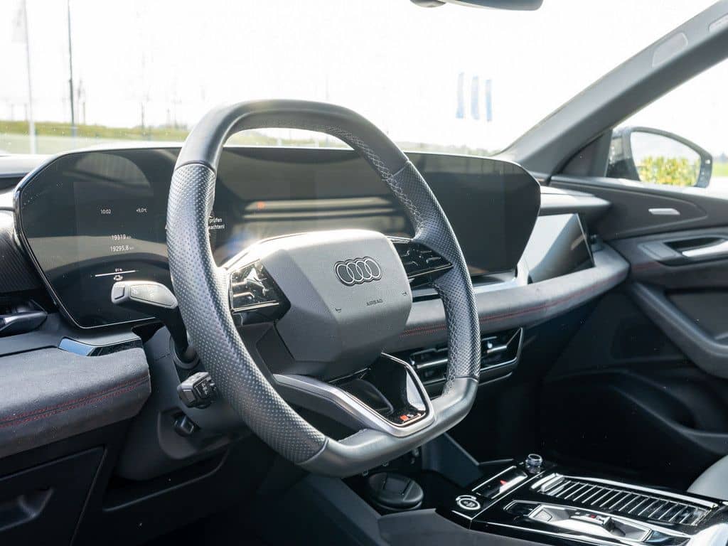 Audi Q6 SUV e-tron quattro 285 kW LUFTF. ACC PANO B+O foto 19