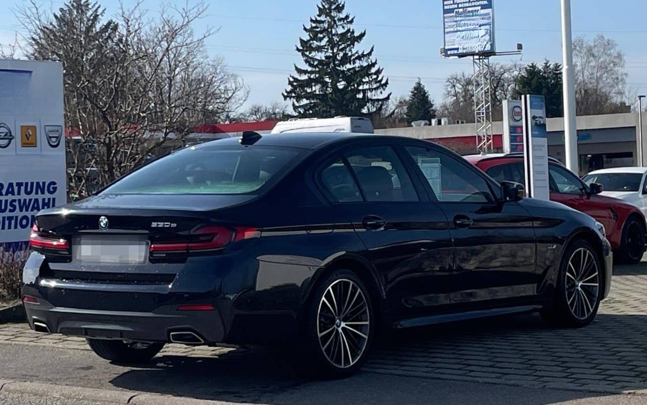 BMW 530e M Sport Leder KomfSitze+Belüftung LiveProf foto 5
