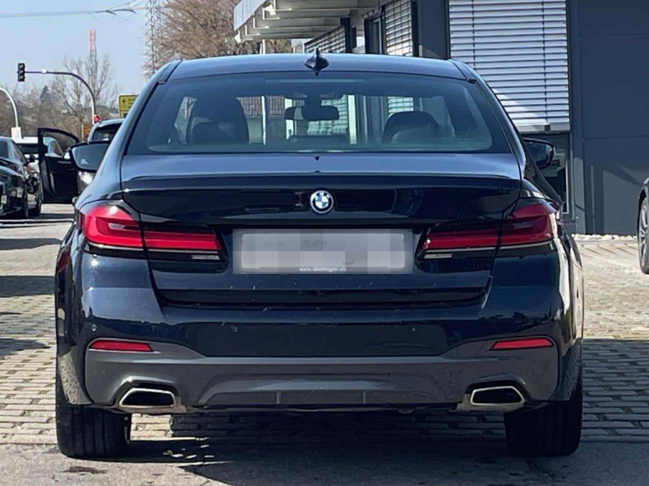 BMW 530e M Sport Leder KomfSitze+Belüftung LiveProf foto 6