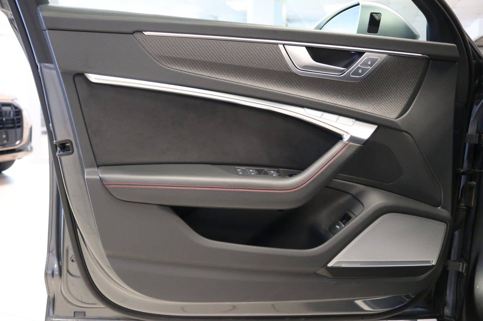 Audi RS6 Nachtsicht Pano AHK Laser HUD B&O Laser Voll foto 15