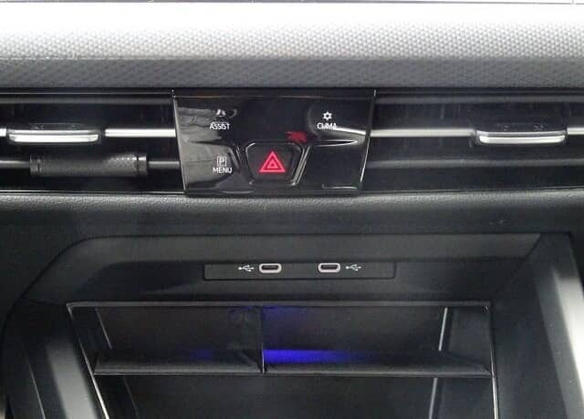 Volkswagen Golf VIII 1.5 TSI Active Navi/Klima/LED/Kamera foto 17