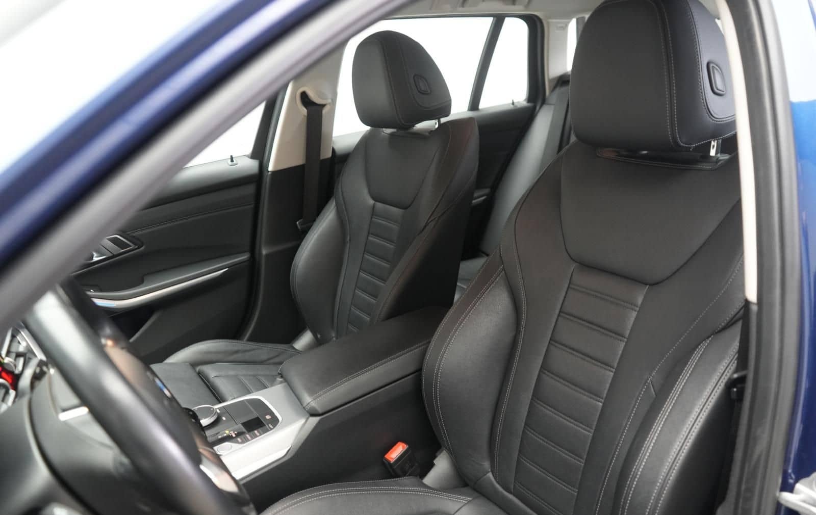 BMW 318 d Touring Sport Line Leder/ACC/Virtual/Carpl foto 10