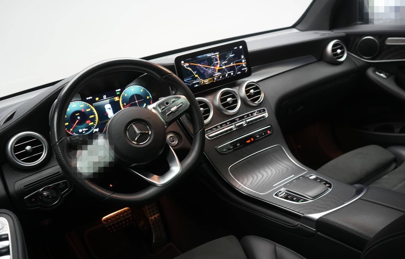 Mercedes-Benz GLC 300 d 4Matic 9G-Tronic AMG Distronic/Kamera/ foto 13