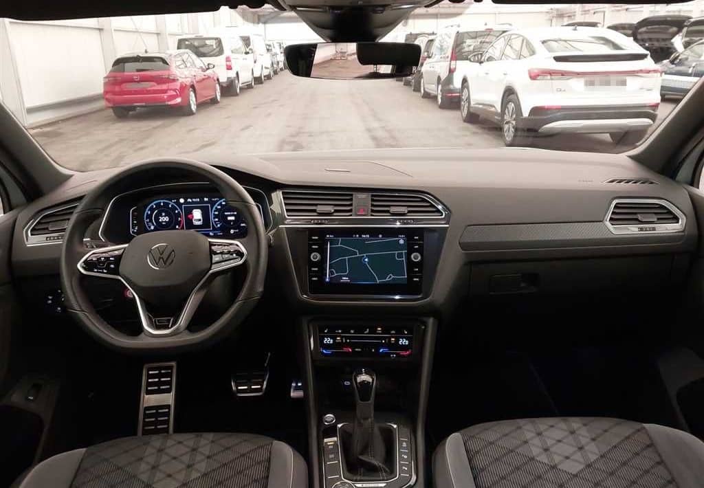 Volkswagen Tiguan R-Line 2.0 TSI DSG 4MOTION BusinessPremiu foto 12