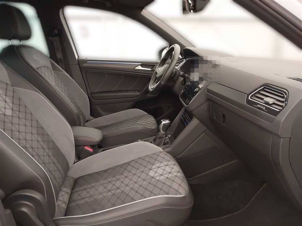 Volkswagen Tiguan R-Line 2.0 TSI DSG 4MOTION BusinessPremiu foto 15