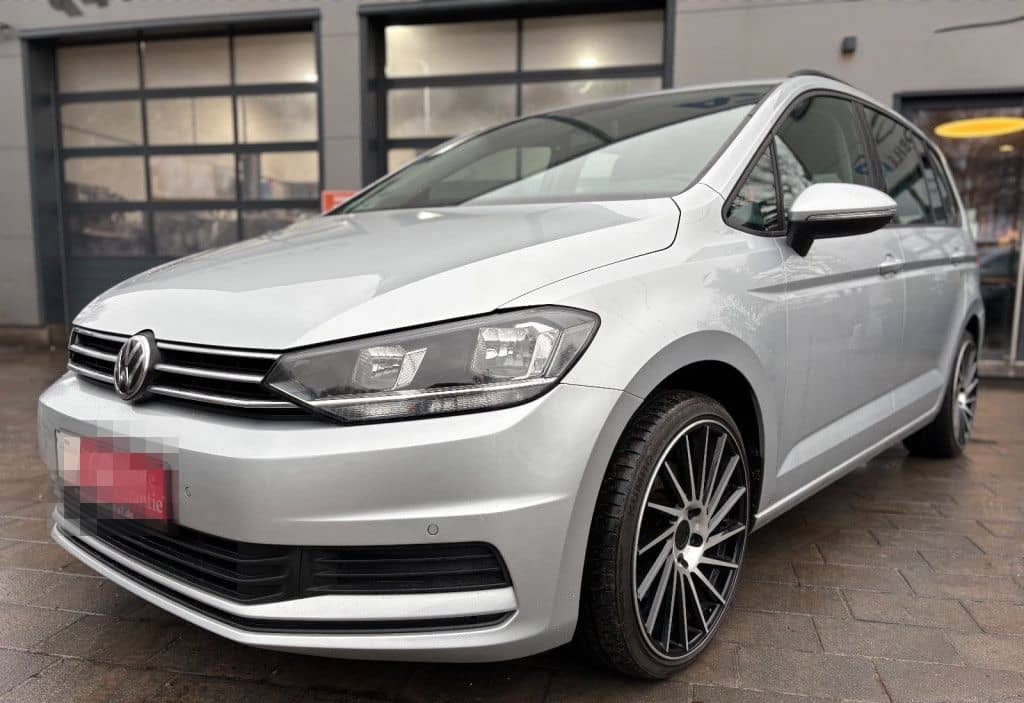 Volkswagen Touran Comfortline BMT *7-SITZER/AHK/NAVI* foto 3