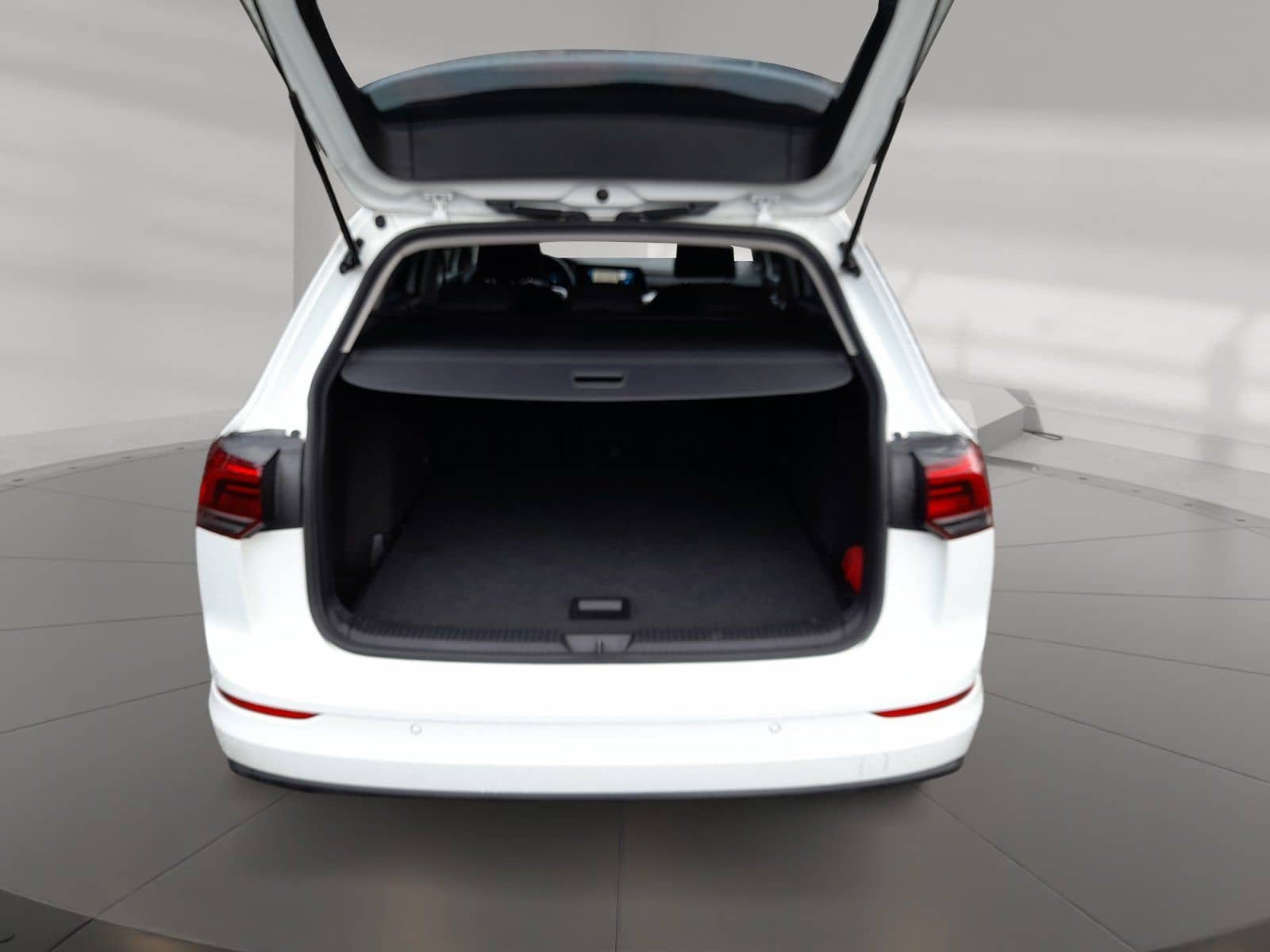 Volkswagen Golf VIII Variant 2.0 TDI Life Navi ACC CarPlay foto 15