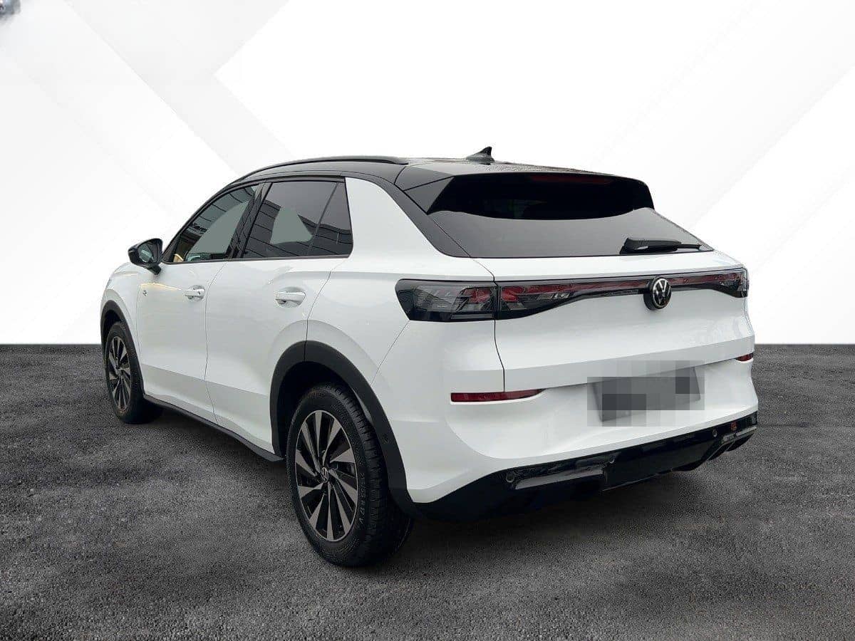 Volkswagen T-Roc 1.5 eTSI DSG R-Line Nav BlackStyle HUD 360 foto 4