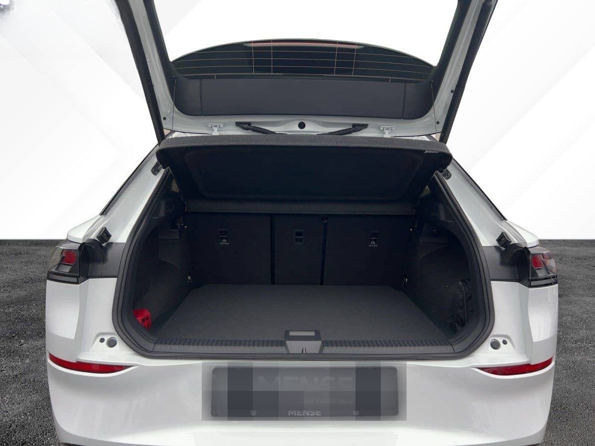 Volkswagen T-Roc 1.5 eTSI DSG R-Line Nav BlackStyle HUD 360 foto 9