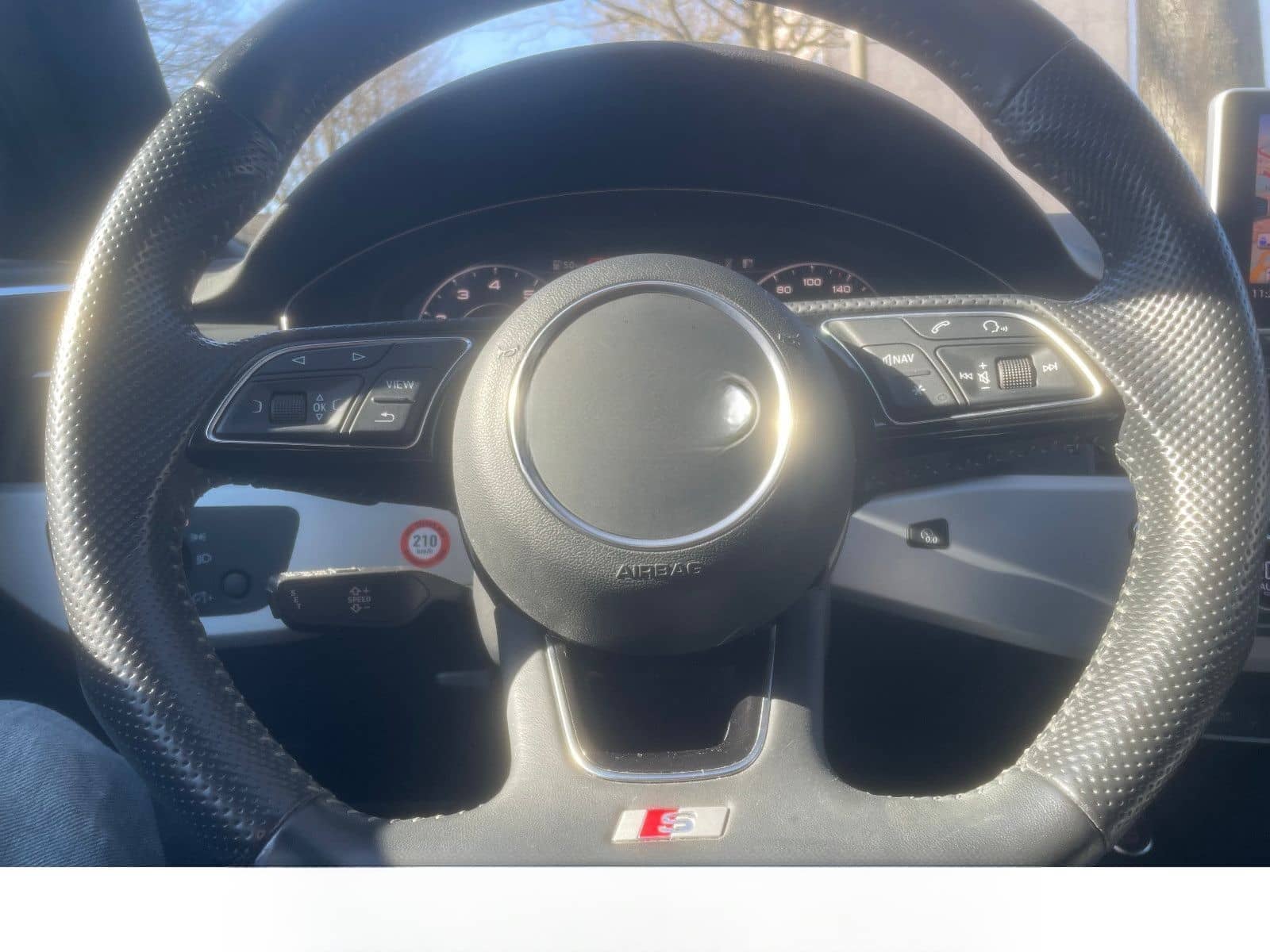 Audi A4 2.0 TFSI Sport Avant LED CAM Navi AHK STH foto 23