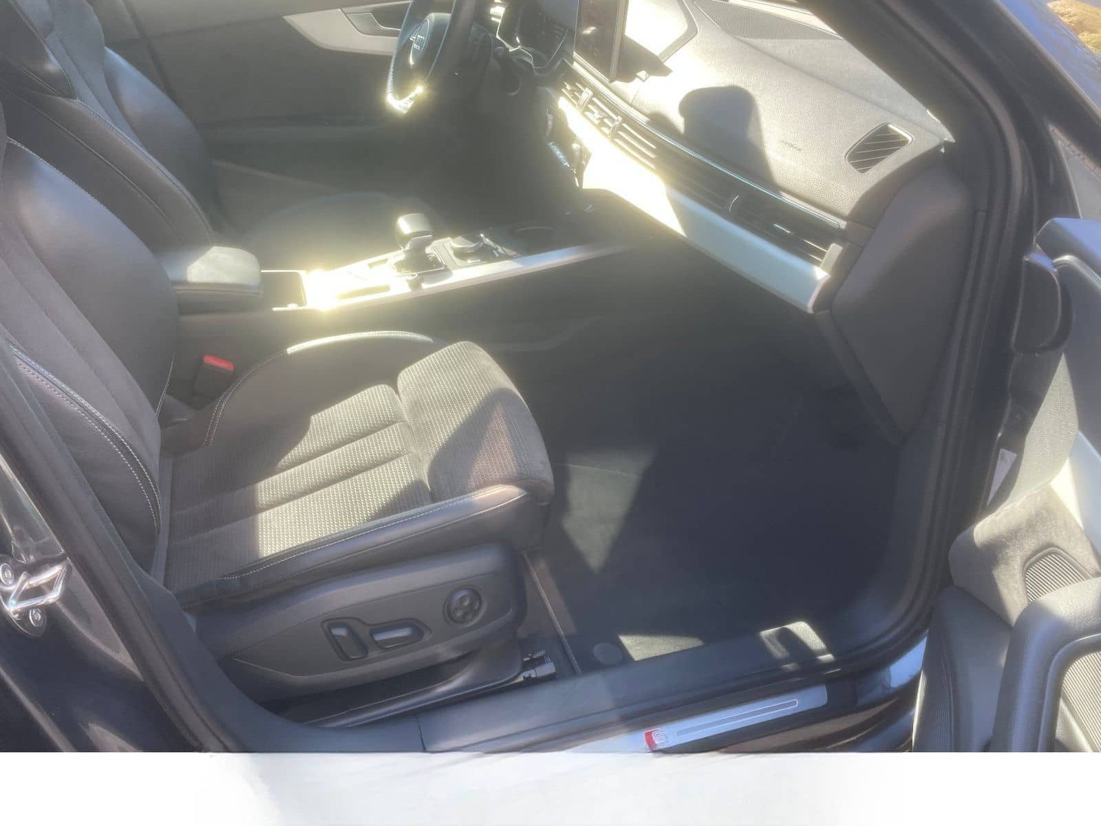 Audi A4 2.0 TFSI Sport Avant LED CAM Navi AHK STH foto 7