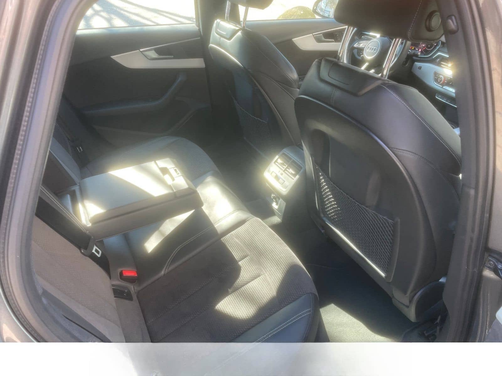 Audi A4 2.0 TFSI Sport Avant LED CAM Navi AHK STH foto 8