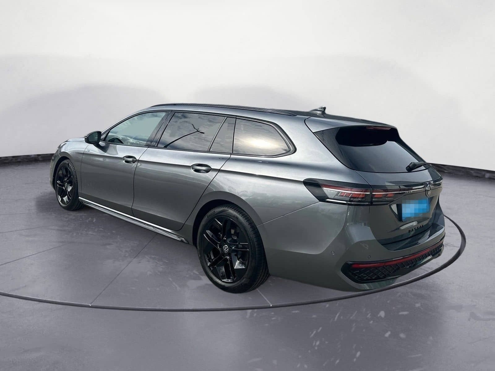 Volkswagen Passat Variant 2.0 TDI DSG R-Line BlackStyle AHK foto 4