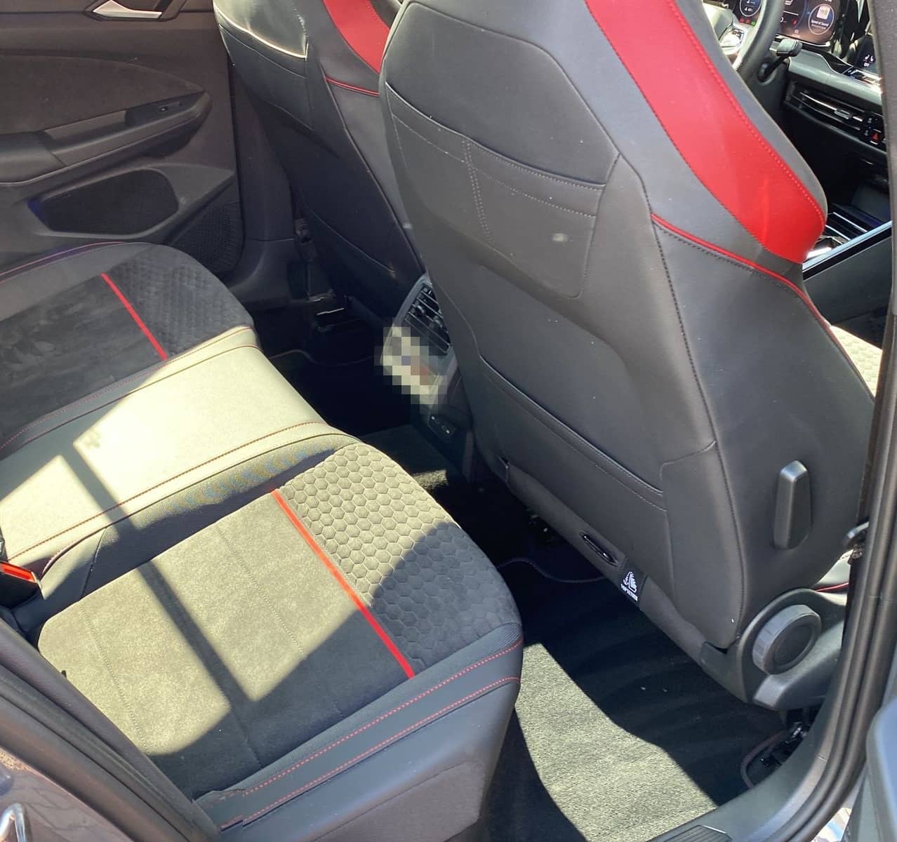 Volkswagen Golf 2.0 TSI GTI Clubsport Black Style*Navi*ACC foto 10