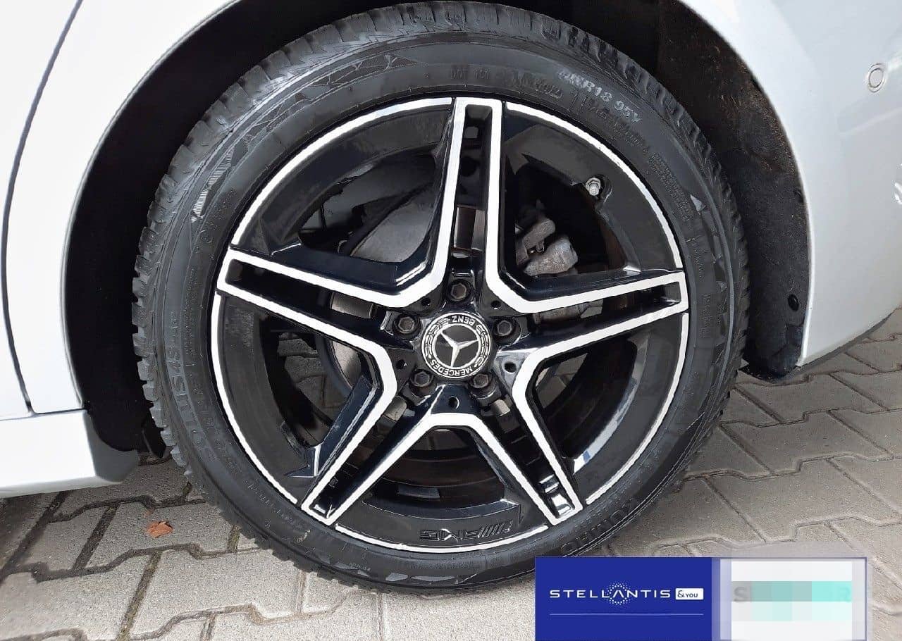 Mercedes-Benz B 180 (BM 247) B 180 (247.084) foto 11