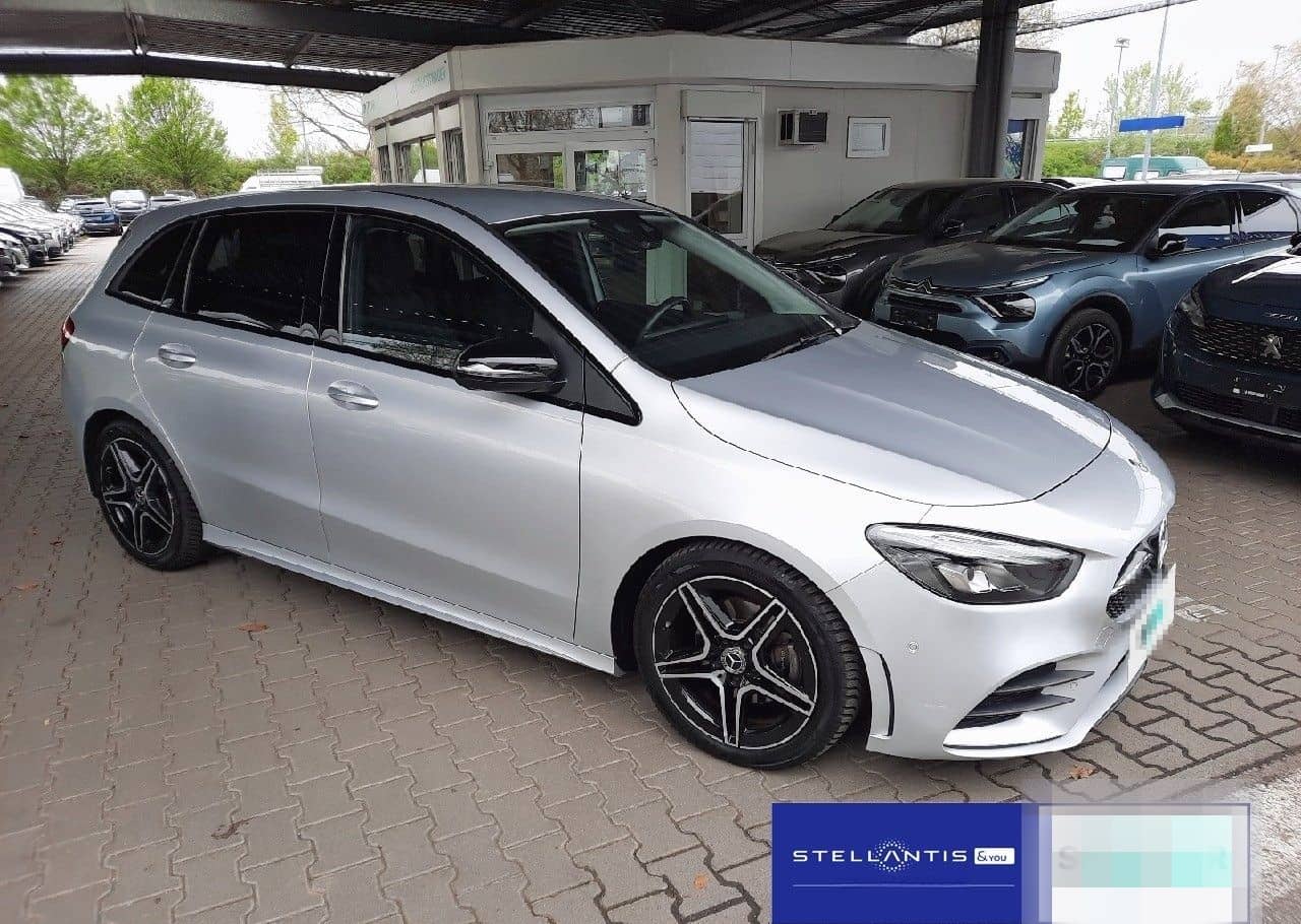 Mercedes-Benz B 180 (BM 247) B 180 (247.084) foto 3